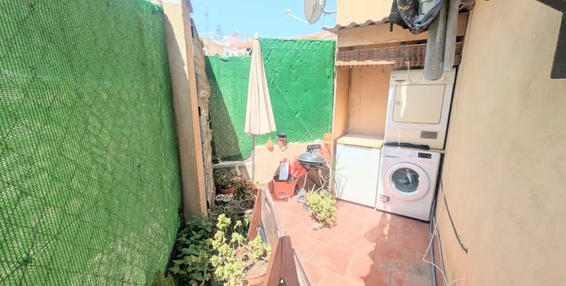 Sale of townhouse in El Pinillo 15