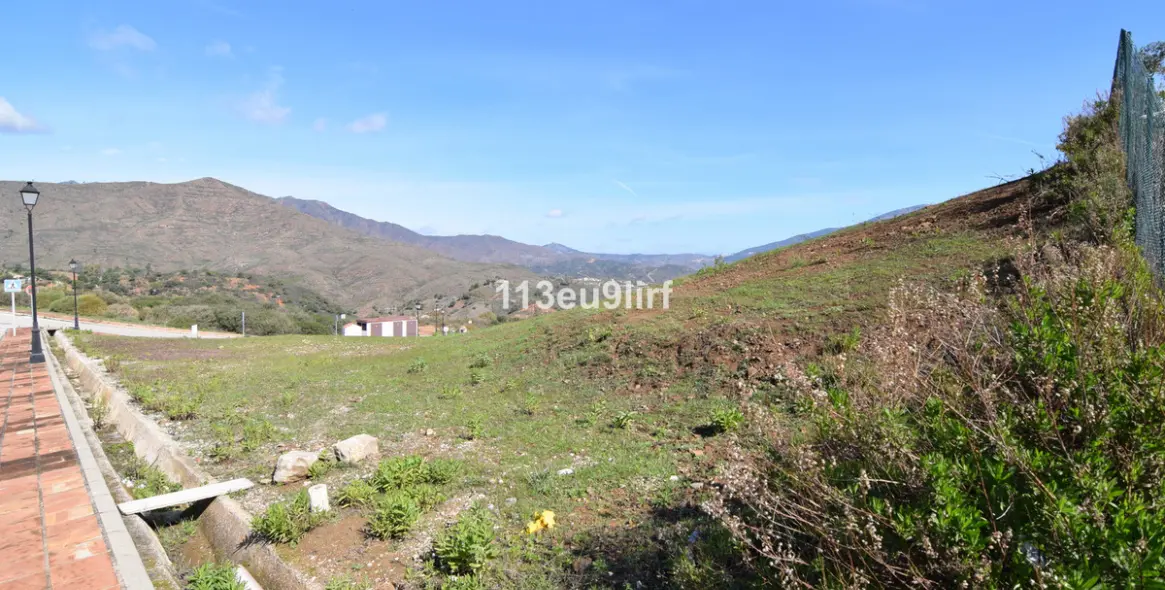 Продажа  жилого участка в La Cala Golf 3