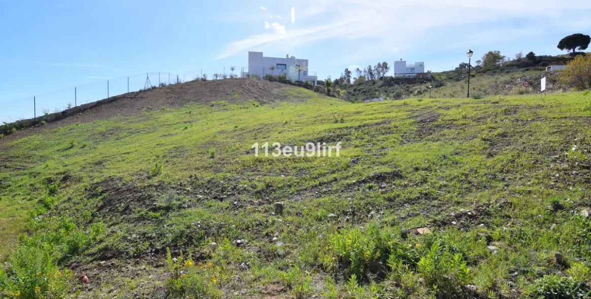 Продажа  жилого участка в La Cala Golf 8