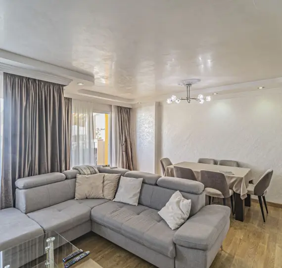 Sale of penthouse in Diana Park