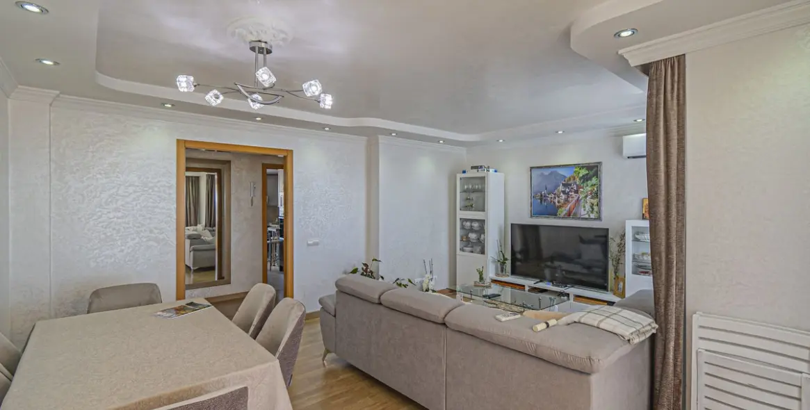 Sale of penthouse in Diana Park 9