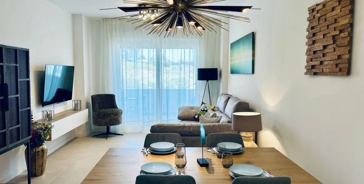 Продажа апартаментов на первом этаже в Estepona 2