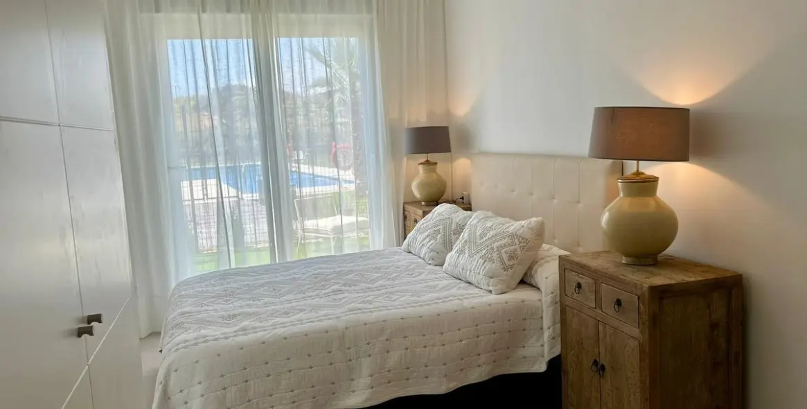 Продажа апартаментов на первом этаже в Estepona 11