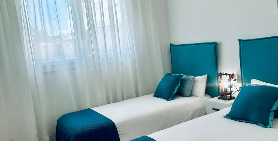 Продажа апартаментов на первом этаже в Estepona 12