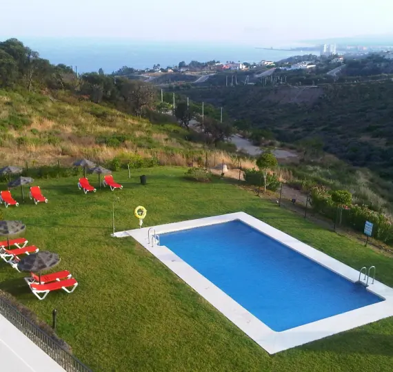 Продажа апартаментов на первом этаже в Manilva