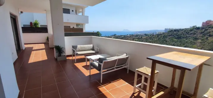 Продажа апартаментов на первом этаже в Manilva 2