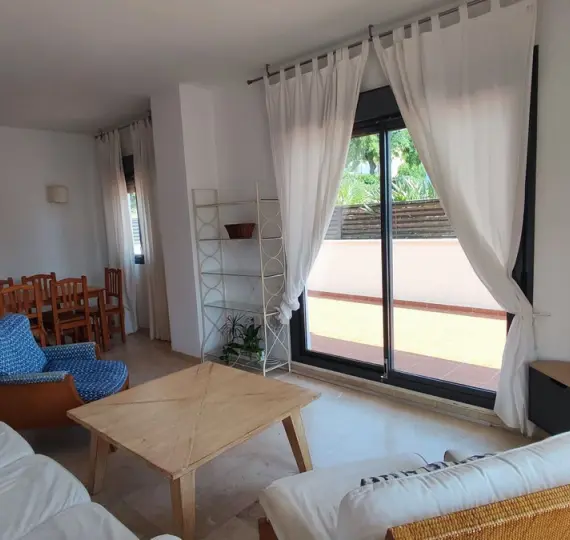 Продажа апартаментов на первом этаже в Manilva