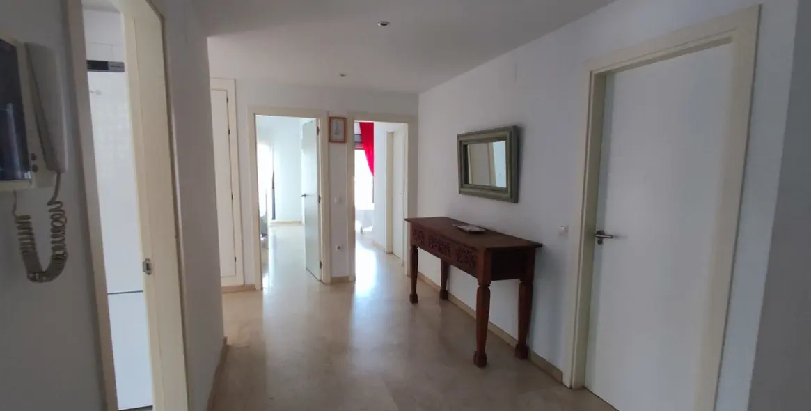 Продажа апартаментов на первом этаже в Manilva 6