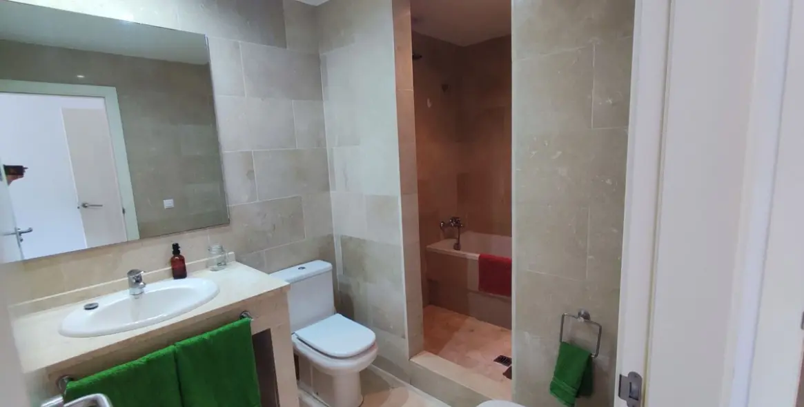 Продажа апартаментов на первом этаже в Manilva 10