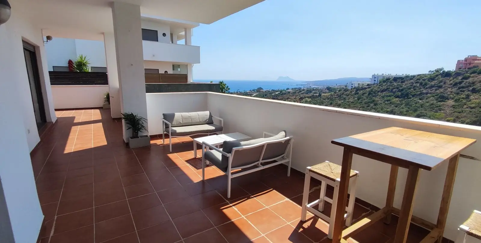Venta de apartamento en planta baja en Punta Chullera 3