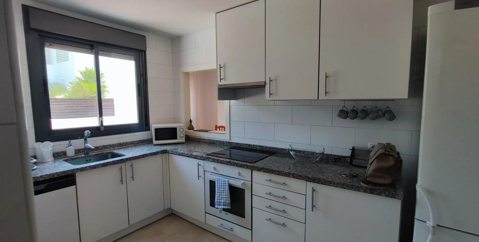 Venta de apartamento en planta baja en Punta Chullera 11