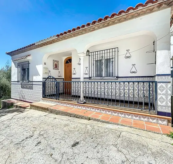 Sale of detached villa in Cómpeta