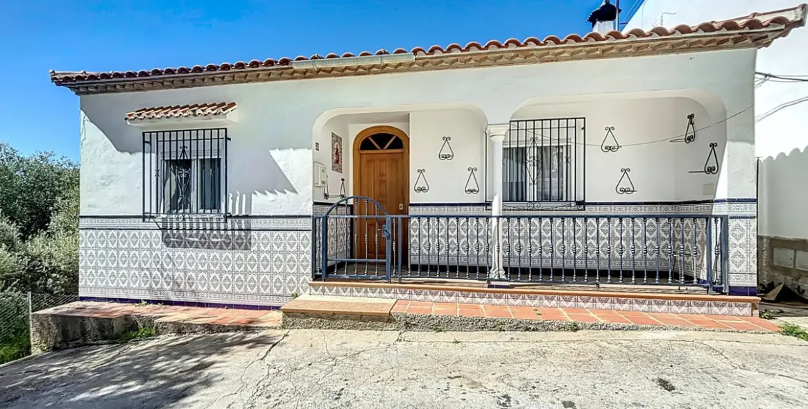 Sale of detached villa in Cómpeta 5