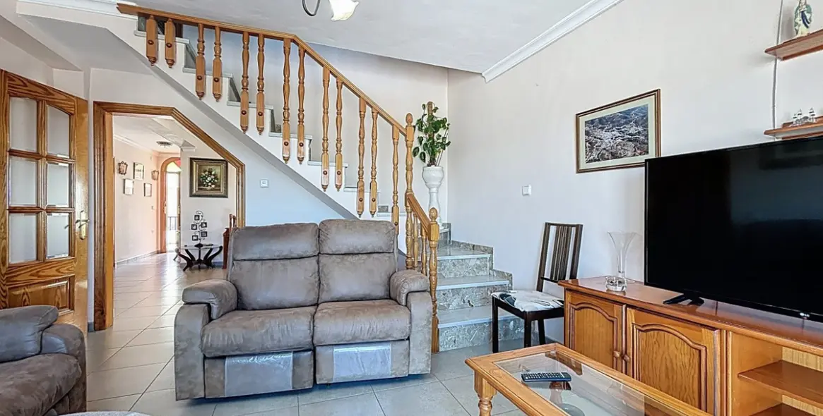 Sale of detached villa in Cómpeta 29