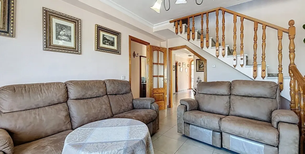 Sale of detached villa in Cómpeta 30