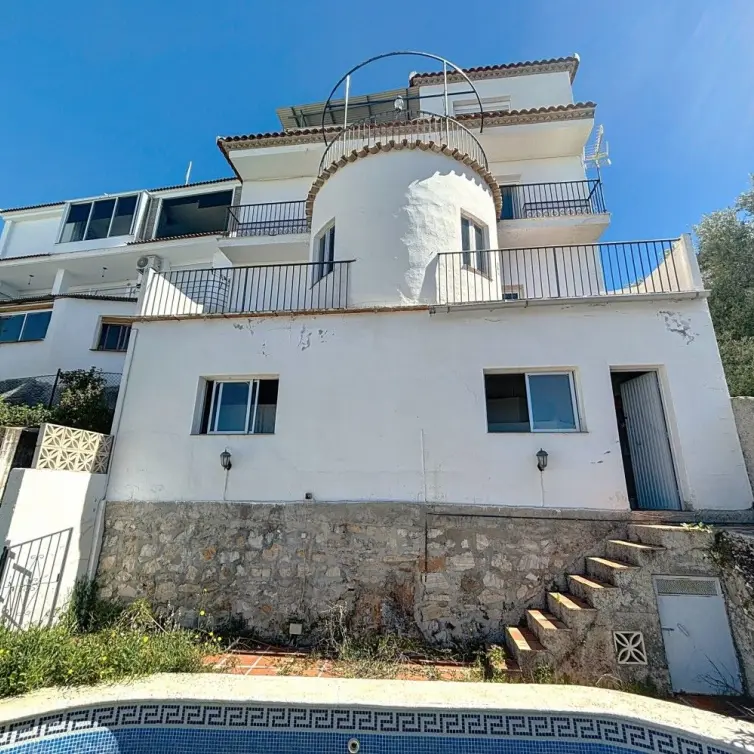 Venta de villa independiente en Cómpeta