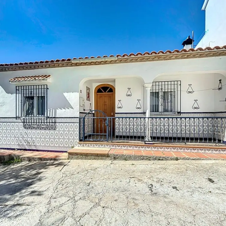 Venta de villa independiente en Cómpeta