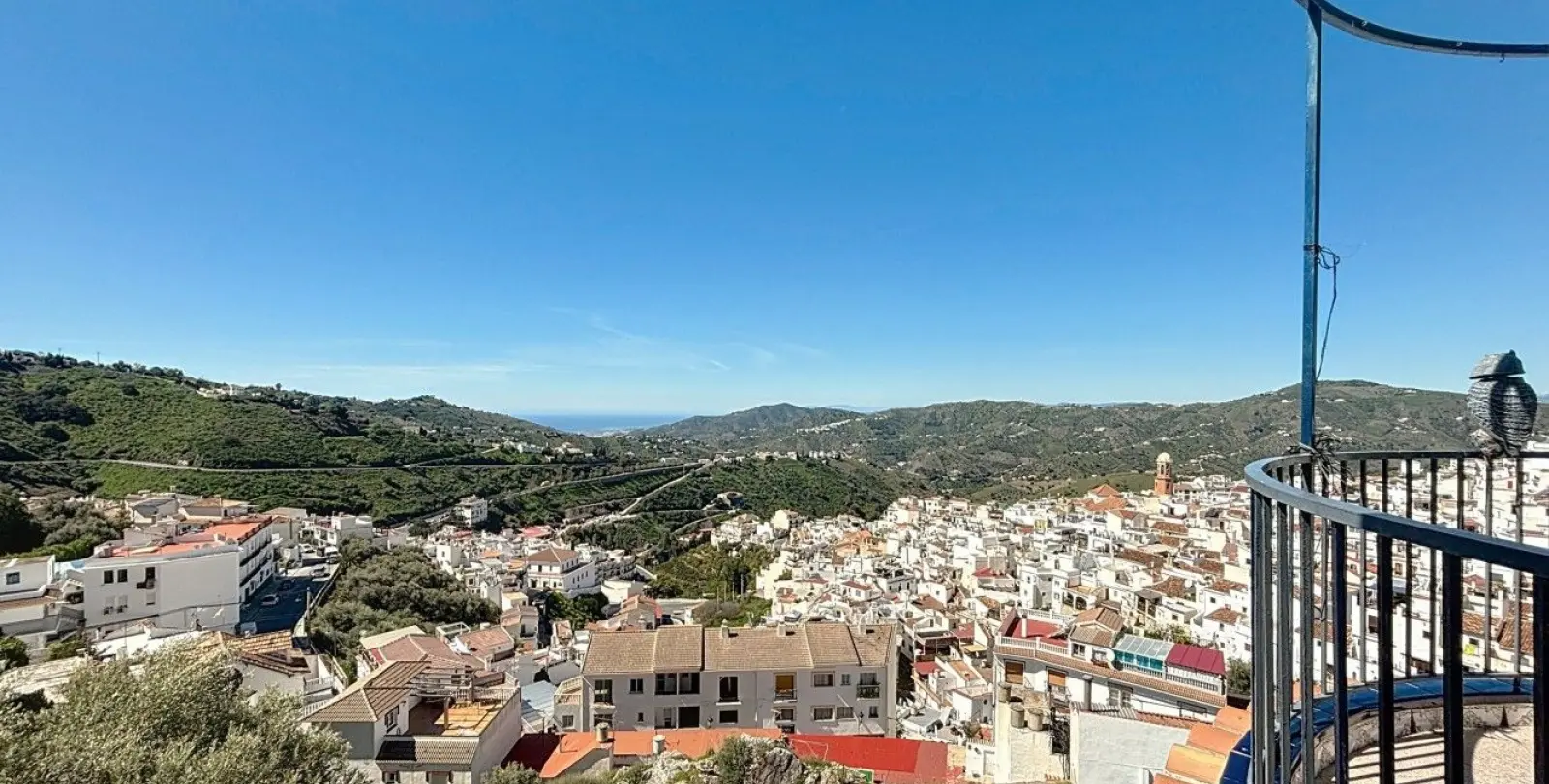 Sale of detached villa in Cómpeta 26