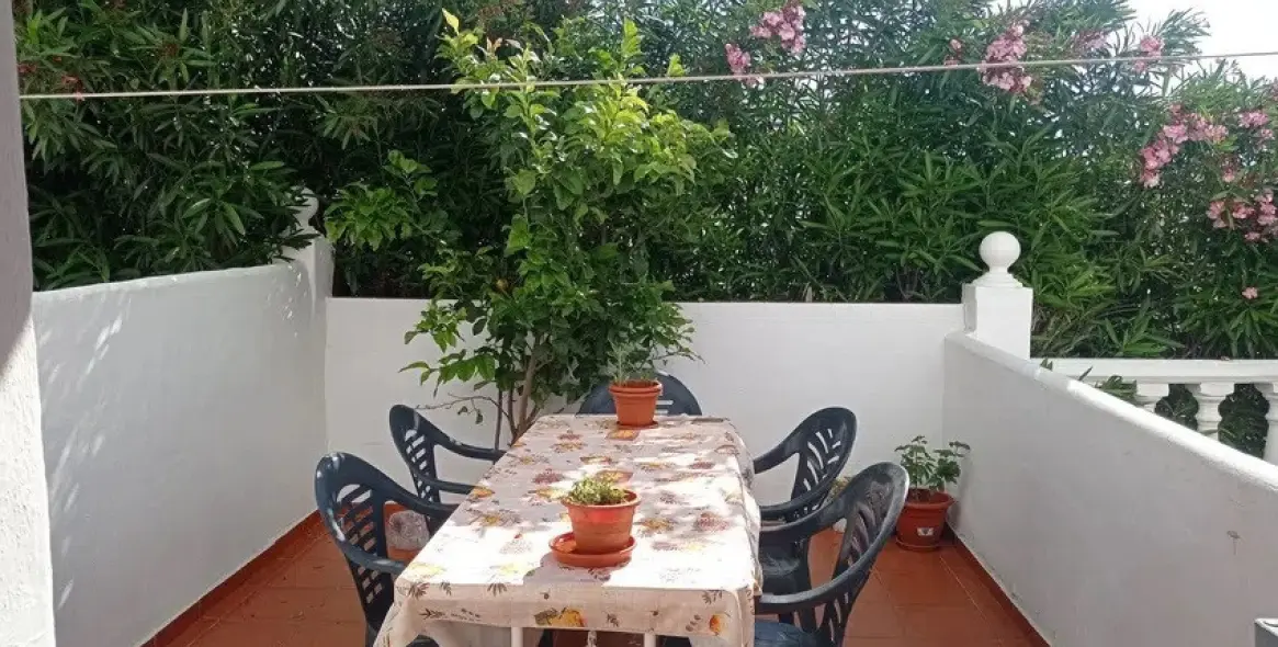 Sale of townhouse in Calahonda 5