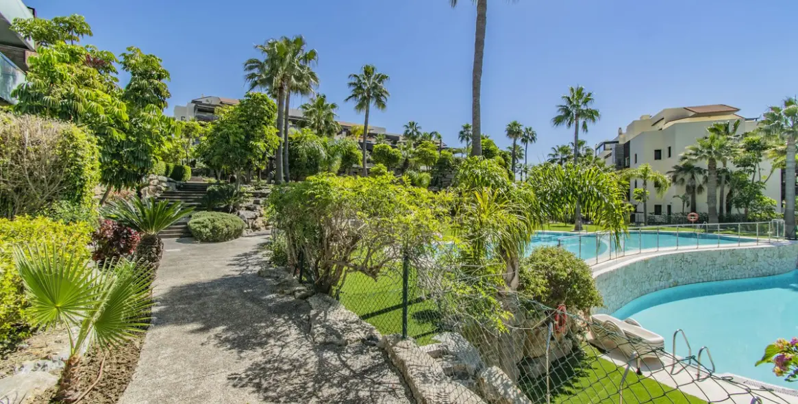 Sale of ground floor apartment in Los Flamingos 4