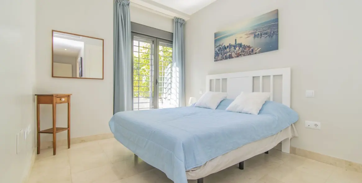 Sale of ground floor apartment in Los Flamingos 5