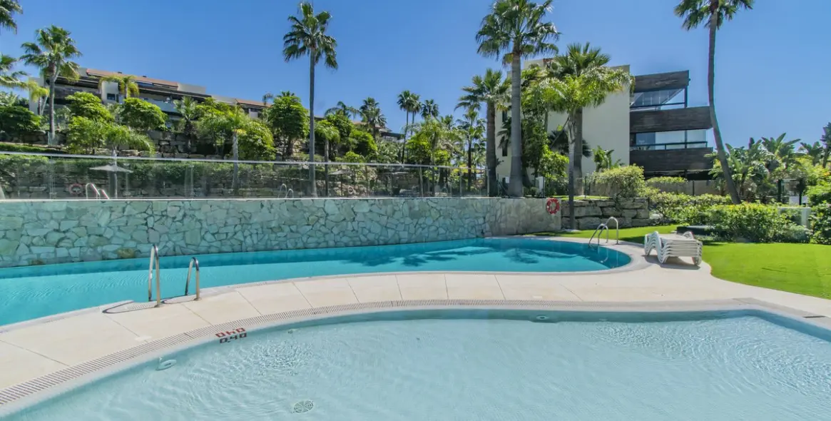 Sale of ground floor apartment in Los Flamingos 11