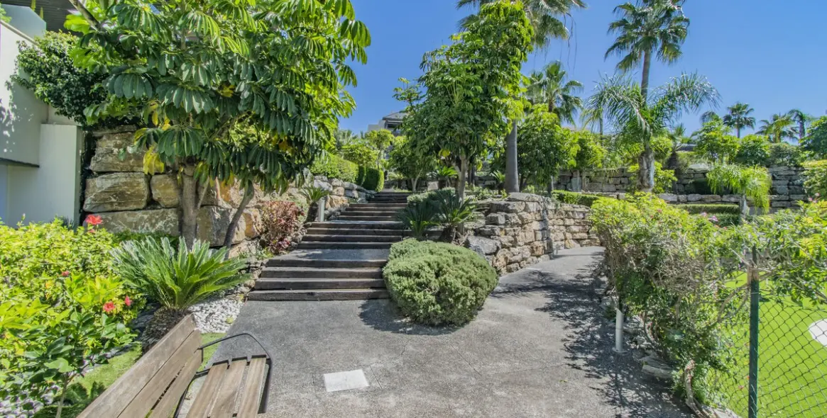 Sale of ground floor apartment in Los Flamingos 25