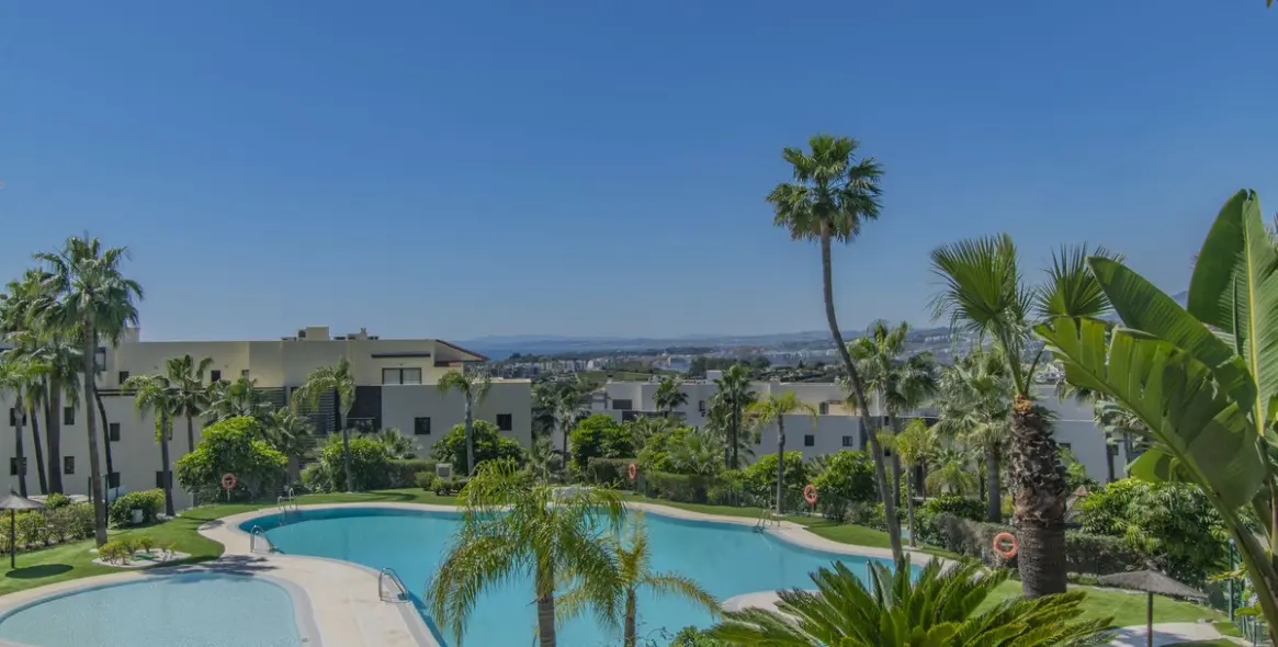 Sale of ground floor apartment in Los Flamingos 31