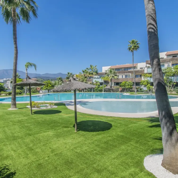 Sale of ground floor apartment in Los Flamingos