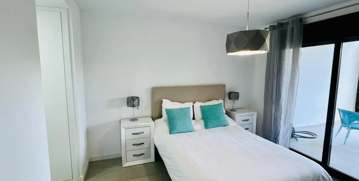 Sale of ground floor apartment in Casares Playa 11