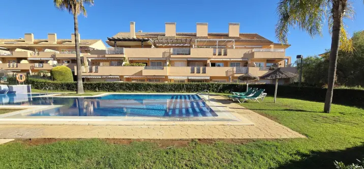 Sale of penthouse in Elviria 0