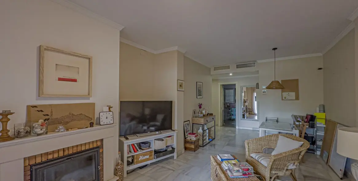 Sale of ground floor apartment in Hacienda del Sol 2