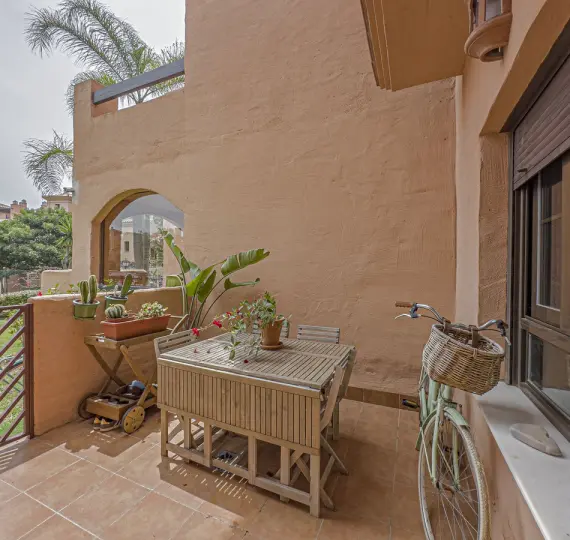 Sale of ground floor apartment in Hacienda del Sol