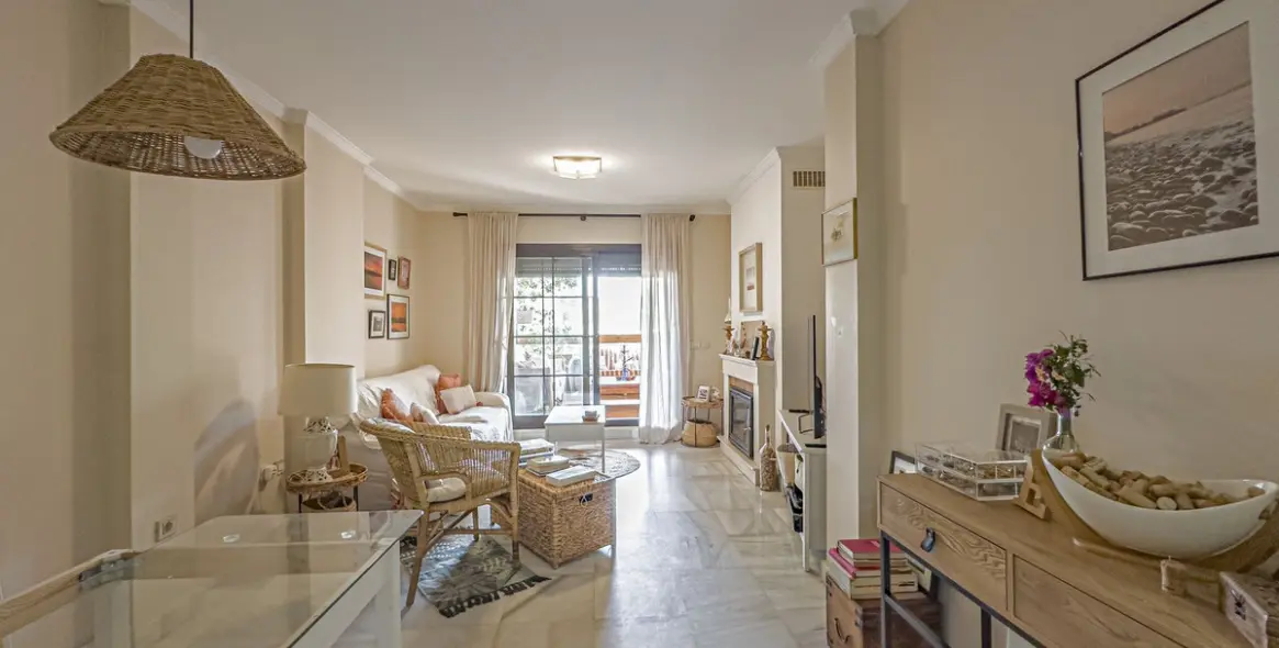 Sale of ground floor apartment in Hacienda del Sol 5