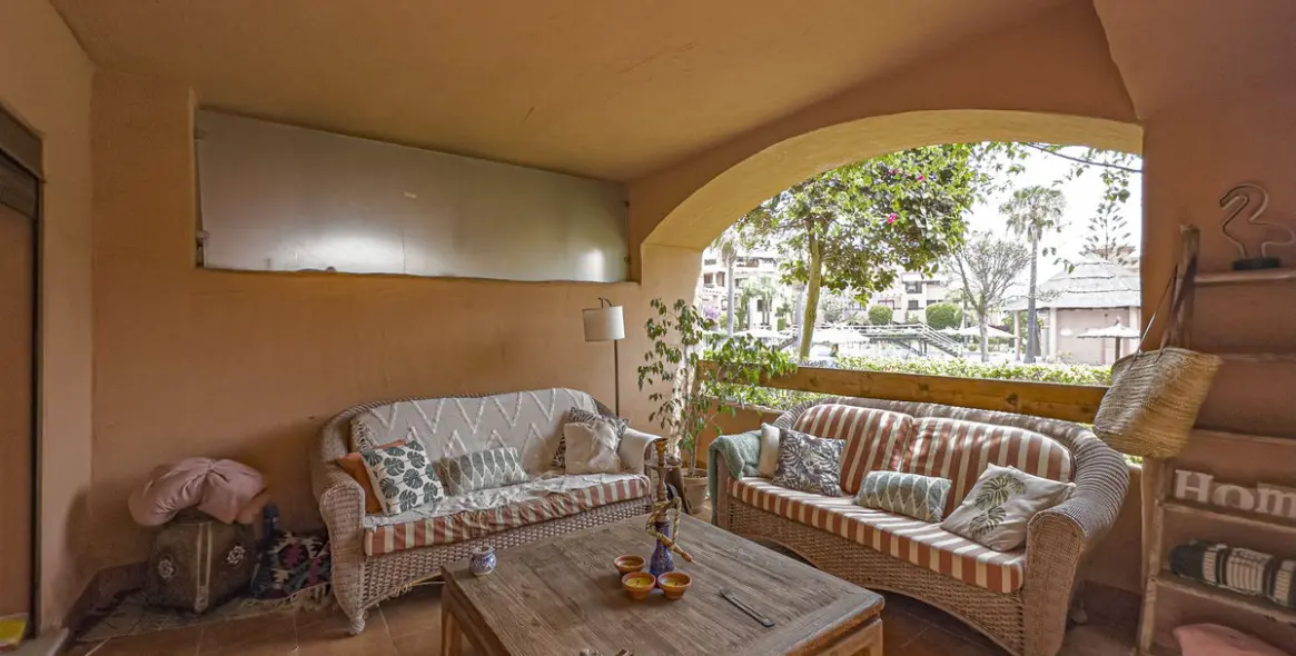 Sale of ground floor apartment in Hacienda del Sol 7