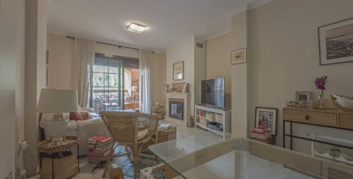 Sale of ground floor apartment in Hacienda del Sol 11