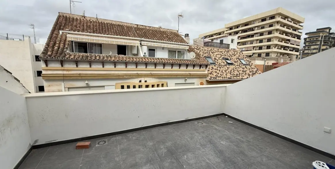 Продажа пентхауса в Fuengirola 1