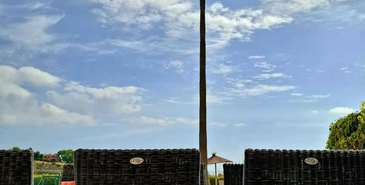 Sale of ground floor apartment in Benahavís 2