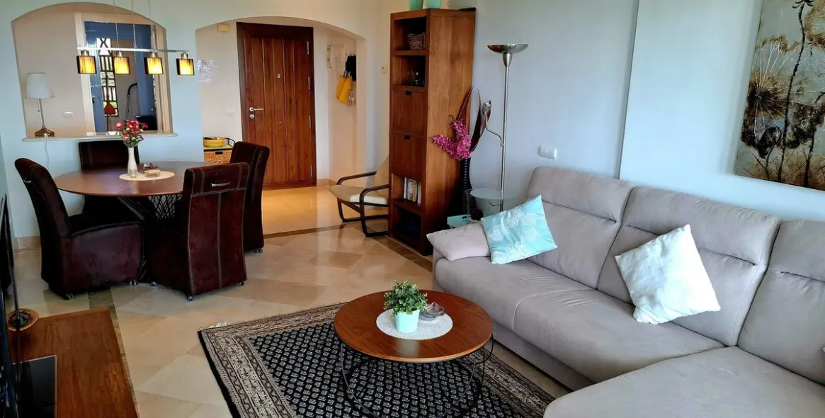 Sale of ground floor apartment in Benahavís 4