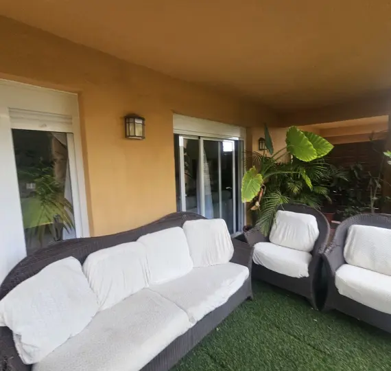 Sale of ground floor apartment in Calahonda