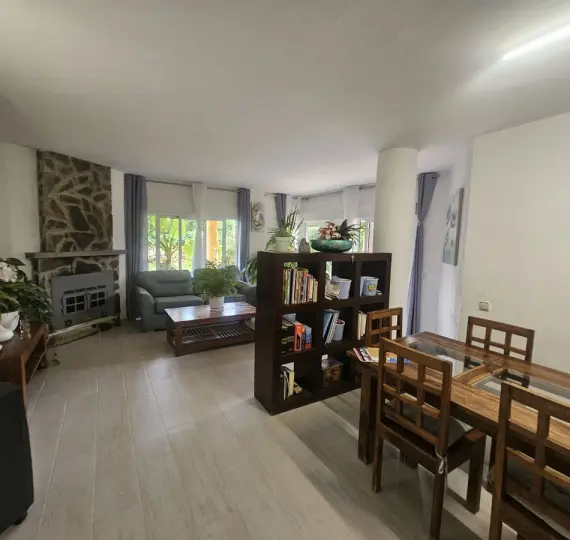 Sale of ground floor apartment in Calahonda