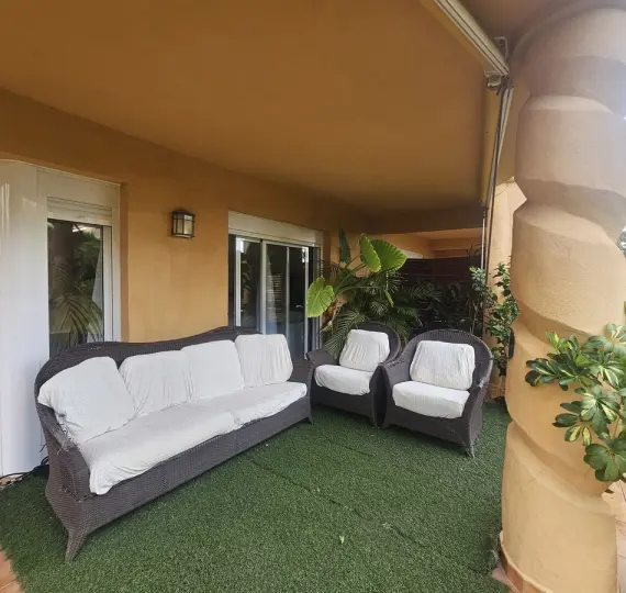 Sale of ground floor apartment in Calahonda