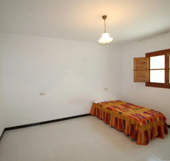 Sale of finca - cortijo in Canillas de Aceituno