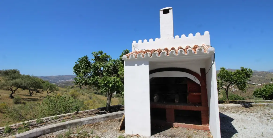 Sale of finca - cortijo in Canillas de Aceituno 17