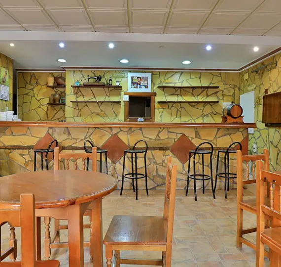 Sale of finca - cortijo in Alfarnatejo