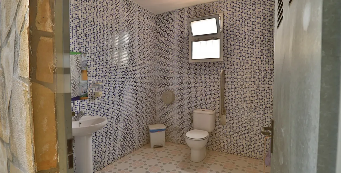 Sale of finca - cortijo in Alfarnatejo 13