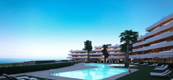 Sale of ground floor apartment in Manilva 1