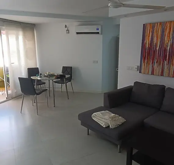 Продажа апартаментов на среднем этаже в Marbella