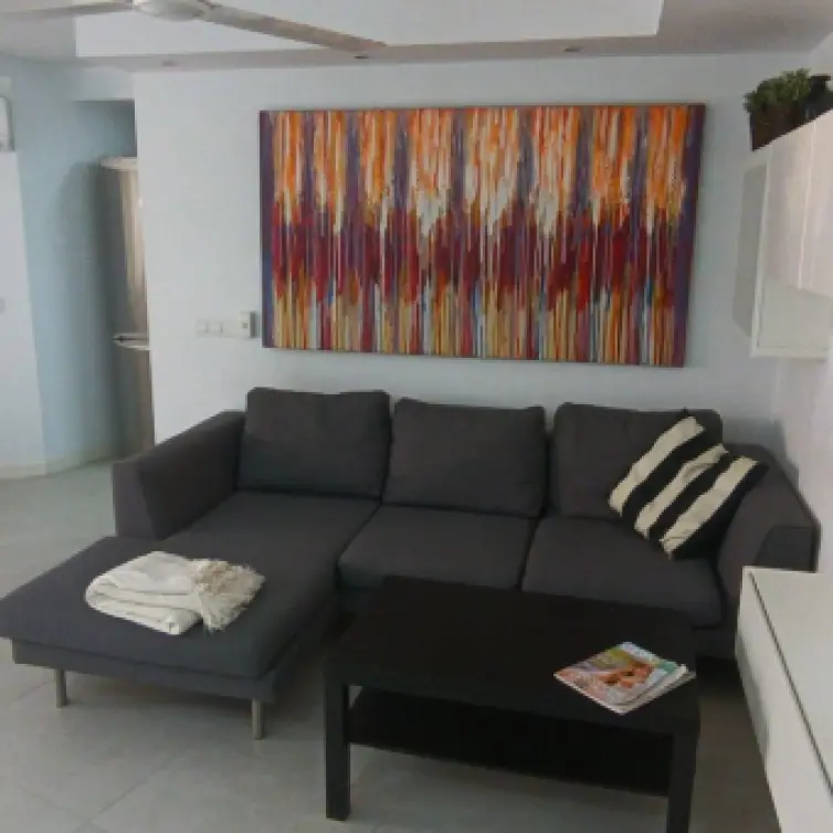 Sale of middle floor apartment in Marbella