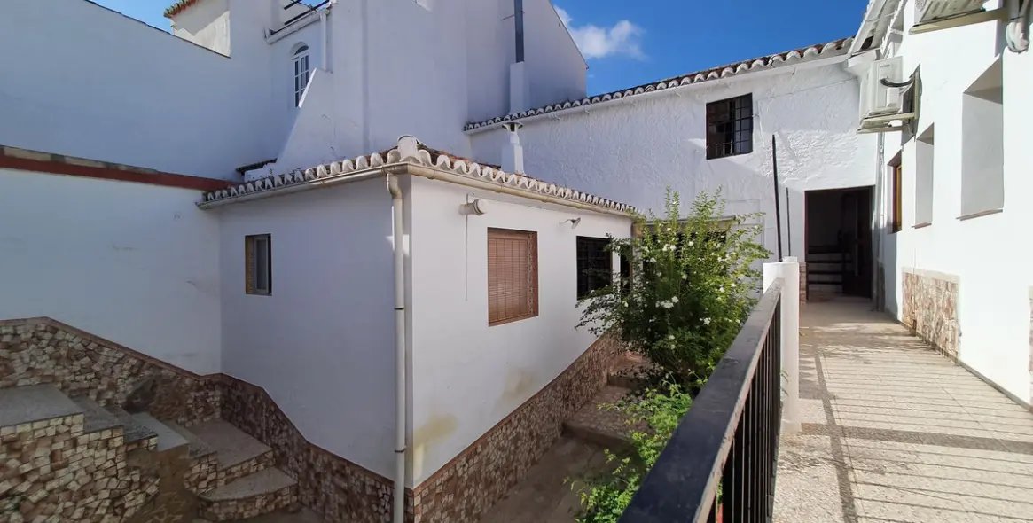 Sale of townhouse in Ardales 29